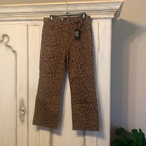 NWT Kut Leopard Kelsey High Rise Ankle Flare
